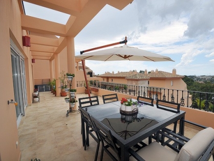 Nueva Andalucia property: Apartment with 3 bedroom in Nueva Andalucia, Spain 214020