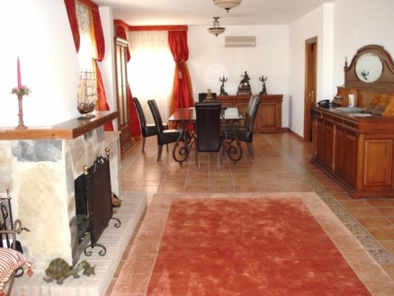 Benalmádena property: Malaga property | 4 bedroom Villa 214024