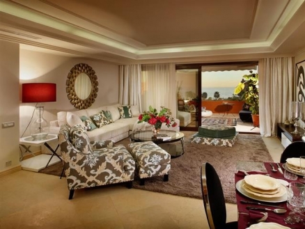 Estepona property: Apartment with 3 bedroom in Estepona 214026