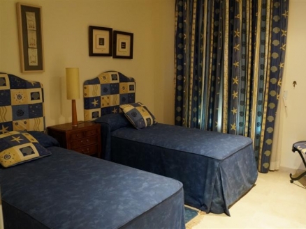 Puerto Banus property: Puerto Banus Apartment 214029