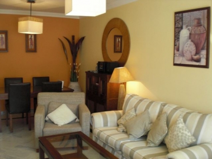 Puerto Banus property: Apartment for sale in Puerto Banus, Spain 214036