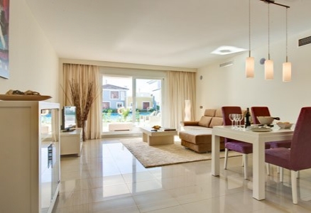 Estepona property: Apartment with 3 bedroom in Estepona, Spain 214052