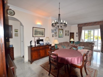 Nueva Andalucia property: Malaga property | 2 bedroom Apartment 214055