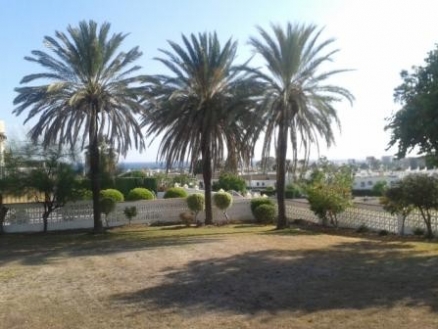 Villa for sale in town, Spain 214085