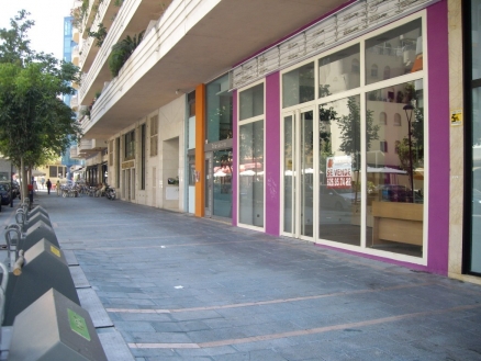 Marbella property: Commercial with bedroom in Marbella, Spain 214088