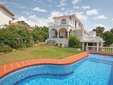 Guadalmina Alta property: Villa for sale in Guadalmina Alta 214106