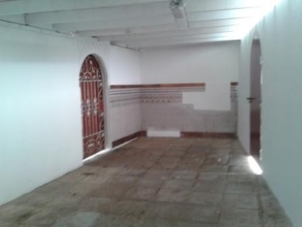 town Commercial 214107