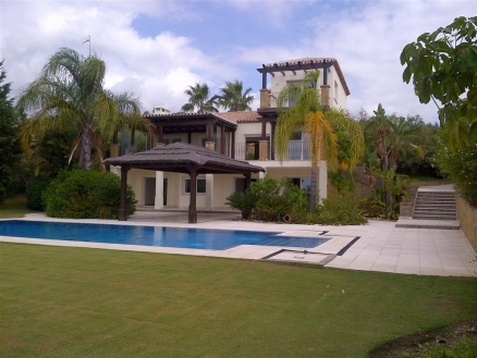 Estepona property: Malaga property | 4 bedroom Villa 214120
