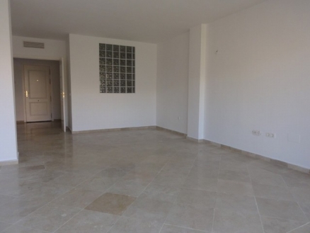 Calahonda property: Apartment for sale in Calahonda, Malaga 214138