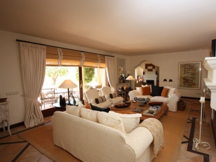 Villa with 4 bedroom in town, Spain 214148