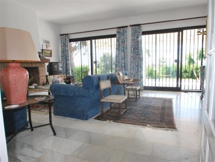 Calahonda property: Malaga Villa 214166