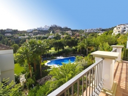 Los Arqueros property: Los Arqueros Apartment 214175
