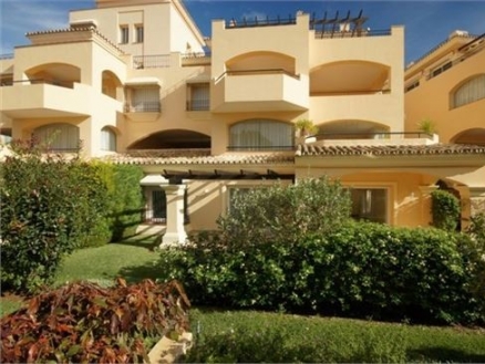 Elviria property: Apartment for sale in Elviria 214189