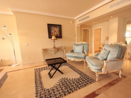 Los Monteros property: Apartment in Malaga for sale 214195