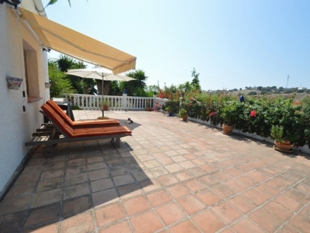 Villa for sale in town 214199