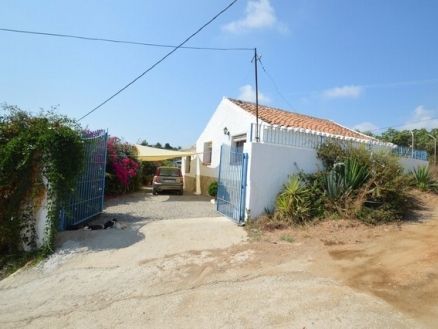 Villa for sale in town, Malaga 214199
