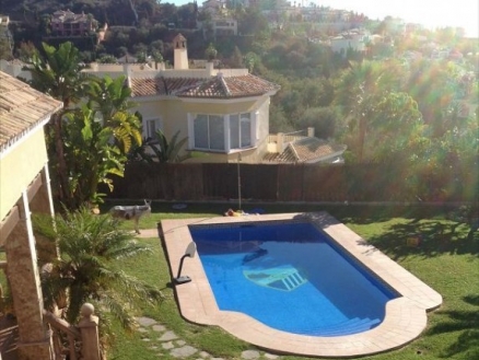Villa with 5 bedroom in town 214203