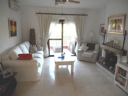 Nueva Andalucia property: Apartment for sale in Nueva Andalucia 214207