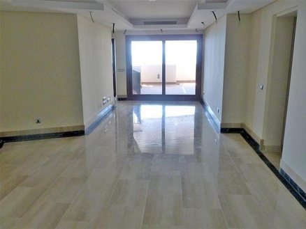Estepona property: Apartment for sale in Estepona, Malaga 214209
