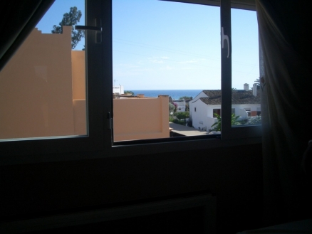 Estepona property: Apartment with 2 bedroom in Estepona, Spain 214212