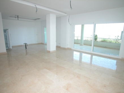 Nueva Andalucia property: Apartment with 2 bedroom in Nueva Andalucia 214214