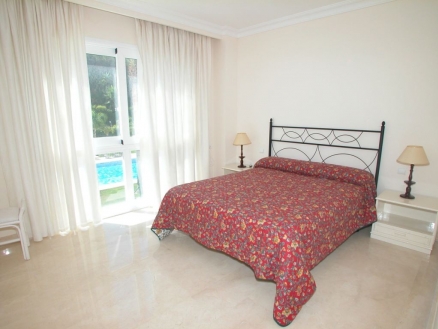 Nueva Andalucia property: Malaga property | 2 bedroom Apartment 214215