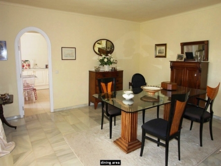 El Paraiso property: Villa with 4 bedroom in El Paraiso, Spain 214236