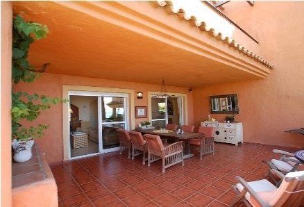 Estepona property: Townhome with 3 bedroom in Estepona 214256