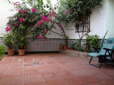 Monda property: Apartment for sale in Monda 214259