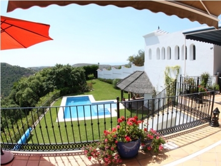 Benahavis property: Villa with 4 bedroom in Benahavis 214273