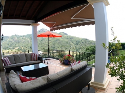 Benahavis property: Villa in Malaga for sale 214273