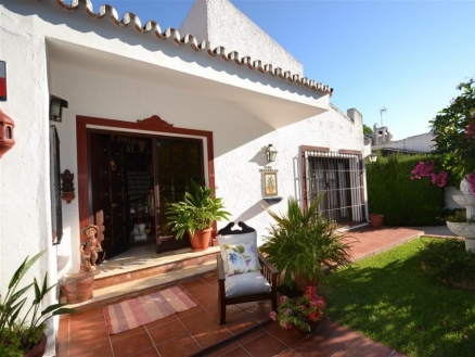 Malaga property: Malaga, Spain | Villa for sale 214289