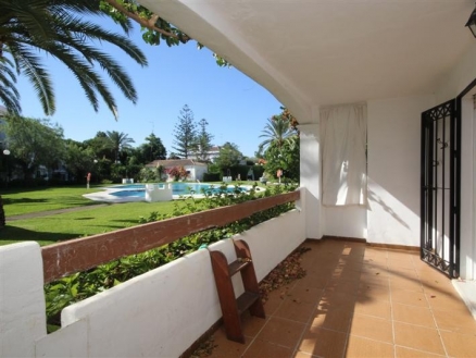 Estepona property: Apartment with 3 bedroom in Estepona, Spain 214292