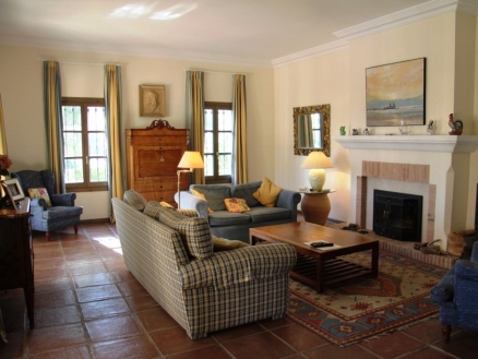 Nueva Andalucia property: Villa with 4 bedroom in Nueva Andalucia 214299