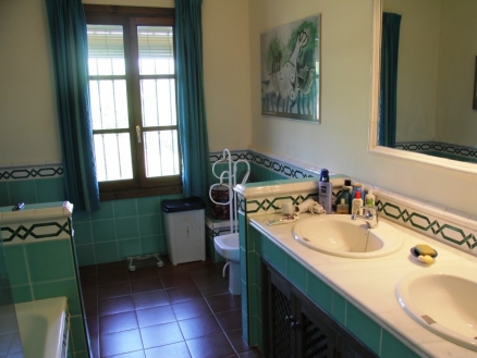 Nueva Andalucia property: Villa in Malaga for sale 214299