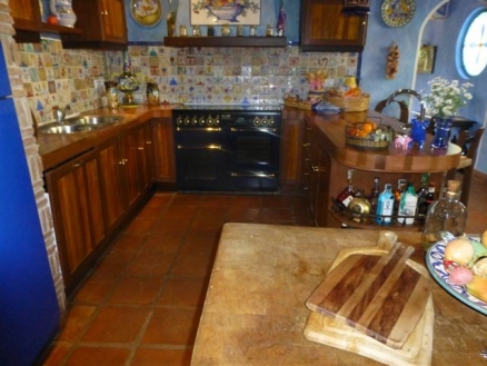 Villa with 6 bedroom in town, Spain 214343
