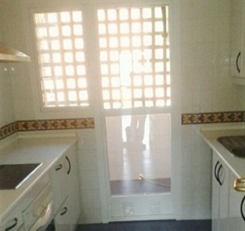 Apartment with 3 bedroom in town 214348