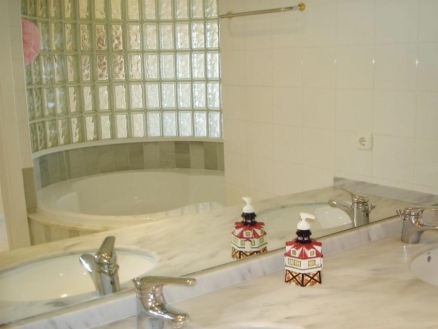 Malaga property | 3 bedroom Apartment 214348