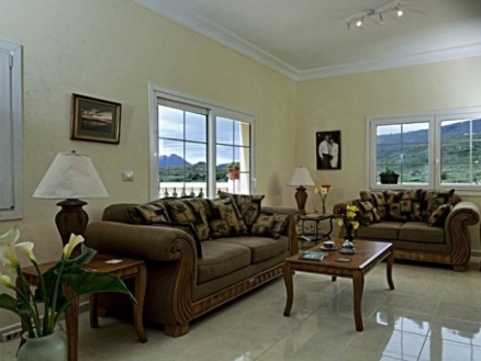 Villa for sale in town, Tenerife 214373