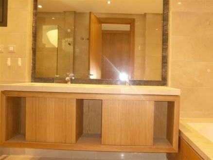 Sierra Blanca property: Apartment in Malaga for sale 214382