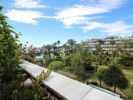 Puerto Banus property: Apartment in Malaga for sale 214427
