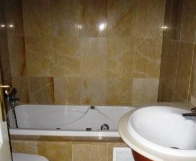 Estepona property: Apartment for sale in Estepona, Malaga 214428