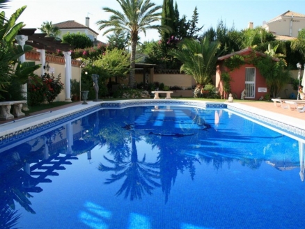 Coin property: Villa with 5 bedroom in Coin 214431
