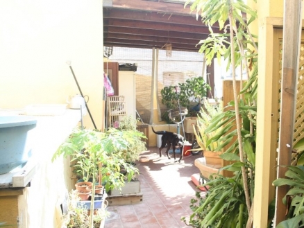 Estepona property: Commercial with 3 bedroom in Estepona, Spain 214434