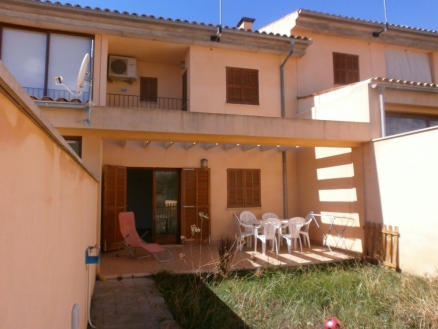 Moscari property: Townhome for sale in Moscari, Spain 214441