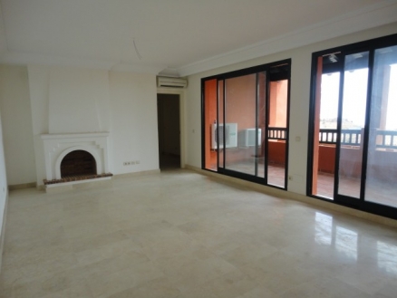 Calahonda property: Apartment for sale in Calahonda, Spain 214445