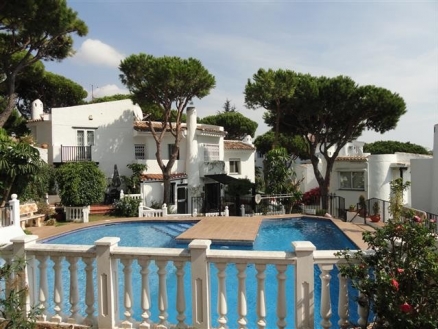 Calahonda property: Townhome for sale in Calahonda 214454