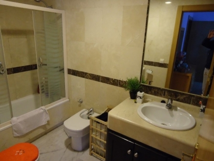 Apartment with 2 bedroom in town 214456
