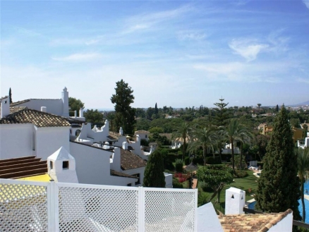 Nueva Andalucia property: Nueva Andalucia Apartment 214470