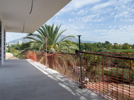 Nueva Andalucia property: Malaga Villa 214473